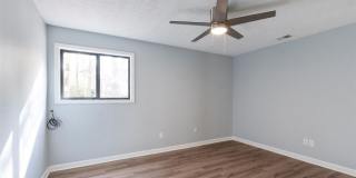 1213 Hanover Place Gallery 16