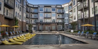 Avenue Madison Gallery 43