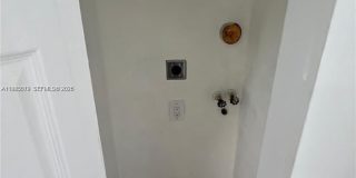 1075 W 68th St Gallery 22