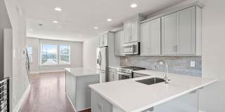 Like New Townhome Ready for Immediate Move-In!!! Bryant Park in West End Gallery 13