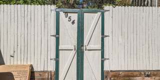954 North Pearl Street Gallery 26