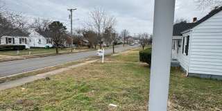 3 bed house in Church Hill! Enjoy big yard, great location, hardwoods, central Ac, and laundry! Gallery 3