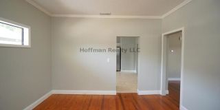 916 East 25th Avenue Gallery 14