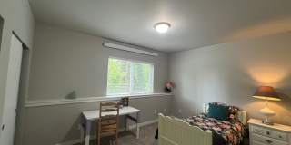 Newer 5 Bedroom House close to Shopping, Lake Padden, WWU, South Side of Bellingham Newer 5 Bedroom House close to Shopping, Lake Padden, WWU, South Side of Bellingham Gallery 35
