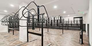 Everly Everly Gallery 23