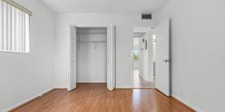 74 MANSFIELD B Gallery 20