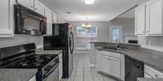Spacious 4 Bedroom, 2.5 Bath Home on a Large Corner Lot in McDonough! ✨ Gallery 8