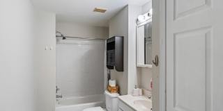 10496 NEALE SOUND Court unit: (Basement Only) Gallery 14