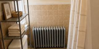 Spacious 6-Bedroom Rental in North Philadelphia | Small Dogs Welcome Gallery 36