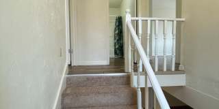 Cozy 3 bed 2.5 Bath Townhome Gallery 17