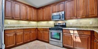 108 GOLFVIEW COURT Gallery 9