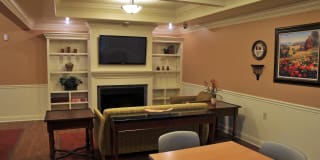 Senior Housing - Bradley Place Gallery 10