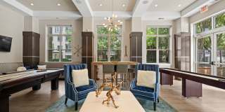 Elizabeth Square Gallery 8