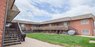 502 Reynolds Gallery 1