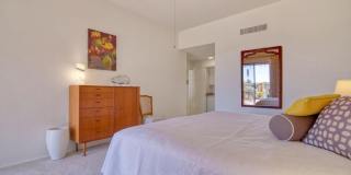 784 E Camino Diestro Gallery 27