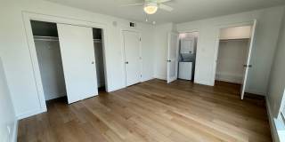 River Oaks Gallery 118
