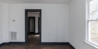 One Bedroom Home! Gallery 8