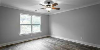 650 Ladd Avenue Gallery 27