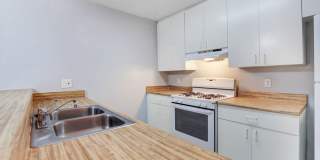 CCA - Columbia Court Apartments LP dba Tuscani Villas Gallery 1