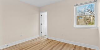 2430 North 4th Street Gallery 16