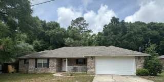 4821 Acorn Drive Gallery 1