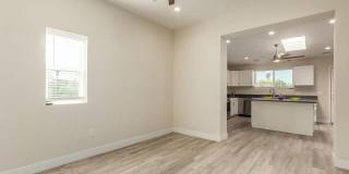 814 S 1st Avenue Gallery 3