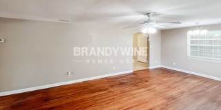 1001 Fields Road Gallery 4