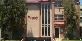 1735 N Normandie Ave Gallery 1