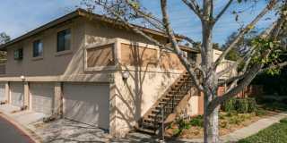 Ventura's Parkside 2nd Floor 2+1 Condo with 2-Car Garage! Gallery 1