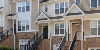 Fantastic Three Bedroom Townhouse in Charlotte Gallery 26