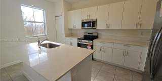 2530 SE 29th St Gallery 9