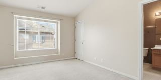 228 STATION PARK Circle Gallery 17