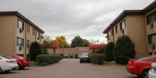 976 Robert Street - 105 Gallery 10