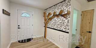 332 Whispering Woods Drive Gallery 3