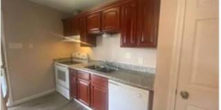 243 14TH Street Gallery 9