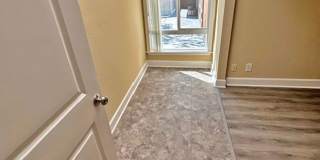 Laurelwood Gallery 25
