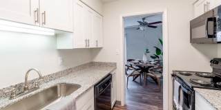 Governor Square Apartments Gallery 2