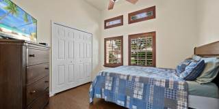 8203 Calterra Drive Gallery 16