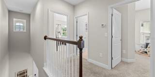 207 S MOODY Avenue Gallery 28