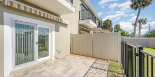 900 PADDLEBOARD CT TOWNHOUSE IN HEART OF MELBOURNE Gallery 23