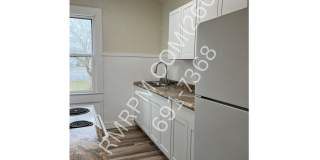 36 1/2 N LaFontaine Gallery 1