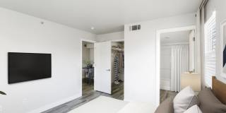 Maison's Landing Gallery 49