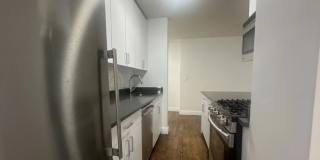 407 E 57th St Gallery 2