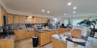 1609 Sweet Springs Road Gallery 1