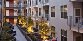 Avalon Ocean Avenue Gallery 1