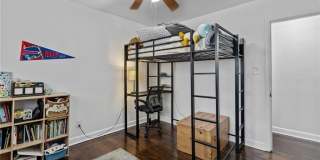 2001 Angora Drive Gallery 17