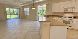 Annual Unfurnished 2 Bedroom 2 Bathroom with Bonus Room Villa located in Venetian Golf & Riverclub! Gallery 11