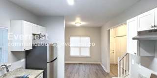 2001 Chicago Avenue Northwest Gallery 6