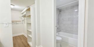 450 Commodore Dr Gallery 6