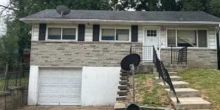 242 Gladys Ave Gallery 1